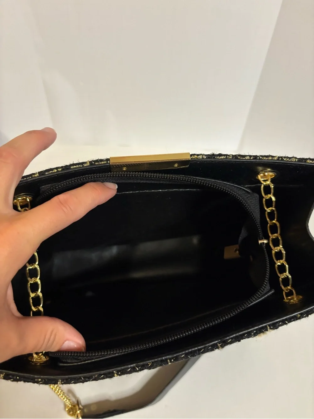 Black Tweed Shoulder Bag with Gold Chain Strap